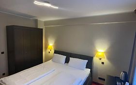 Sun Hotel
